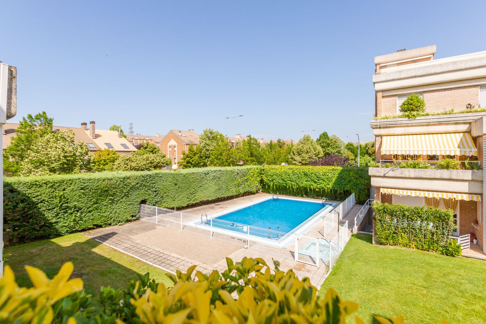 Piscina de Pis en venda en Zizur Mayor / Zizur Nagusia amb Calefacció, Jardí privat i Parquet