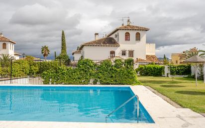 Jardí de Casa adosada en venda en Ogíjares amb Terrassa