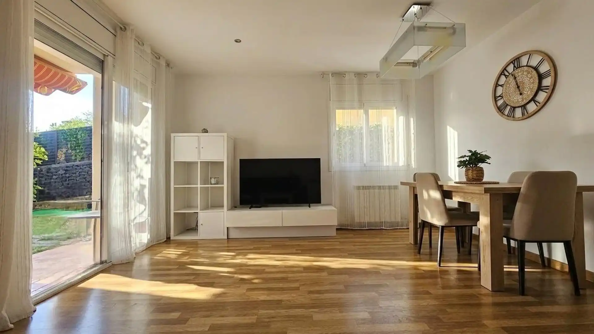 Sala de estar de Planta baja en venta en Sant Sadurní d'Anoia con Calefacción y Terraza