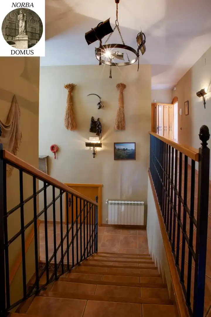 Country homes for sale in Talaván  with Air Conditioner, Heating and Furnished