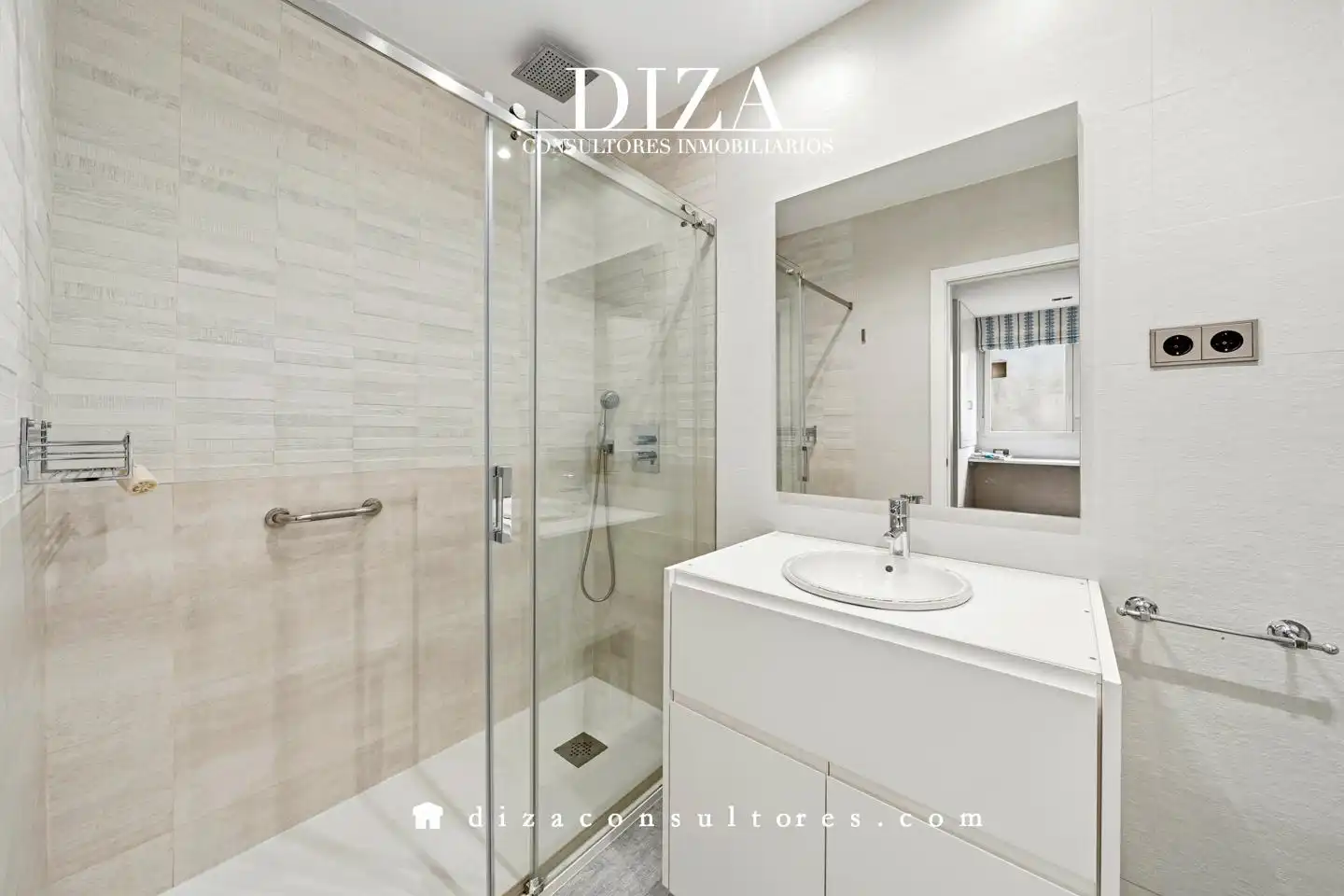 Baño de Piso en venta en Madrid con Aire acondicionado, Calefacción y Terraza