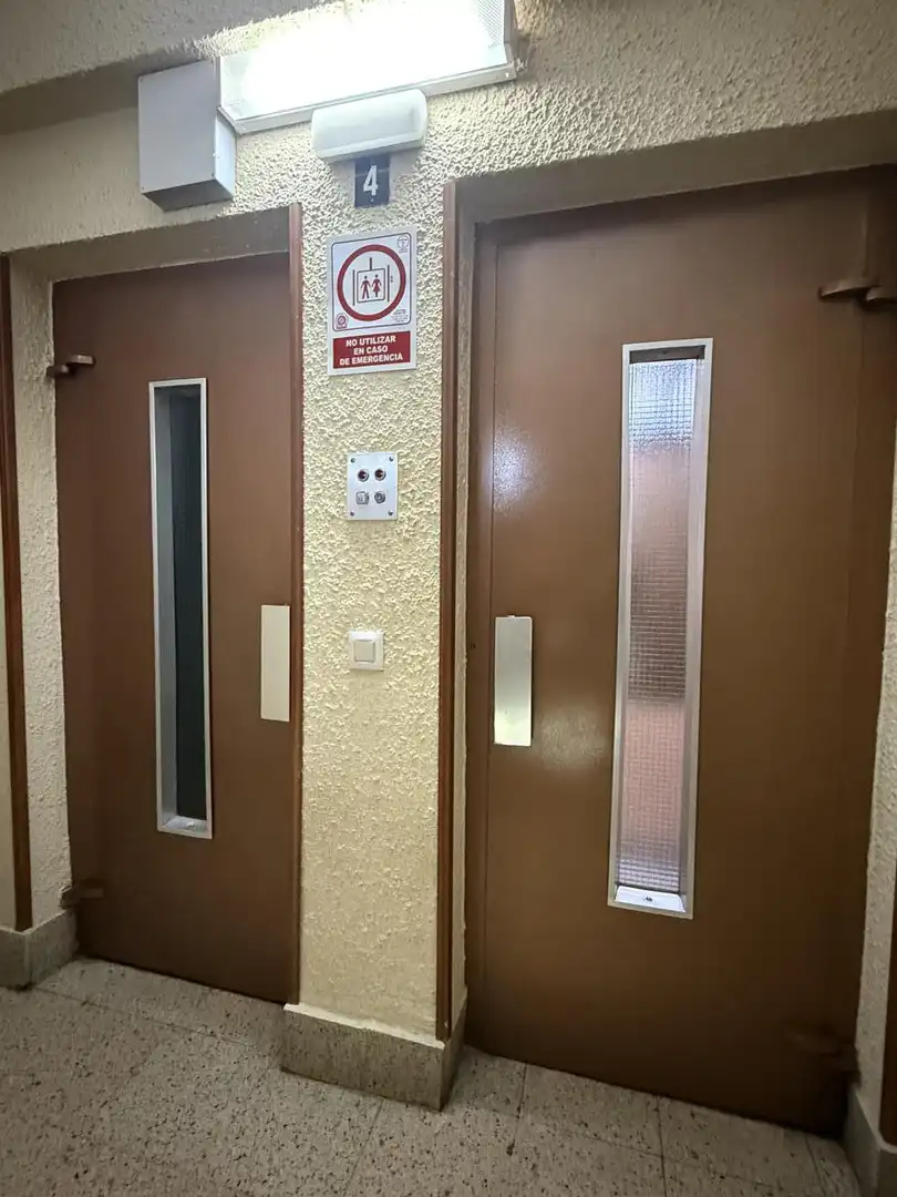 Piso en venta en Madrid con Calefacción y Terraza