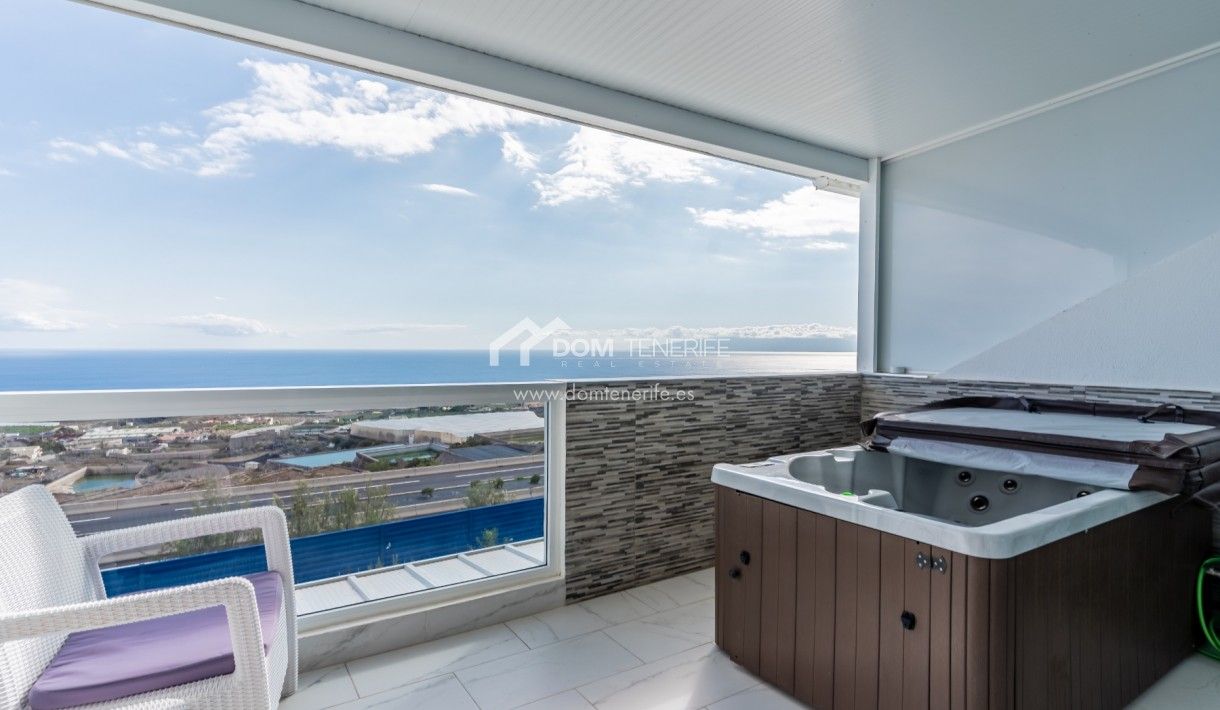 Balcony of House or chalet for sale in Adeje  with Terrace, Storage room and Furnished