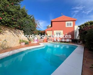 Exterior view of House or chalet for sale in Vélez-Málaga  with Air Conditioner, Terrace and Swimming Pool