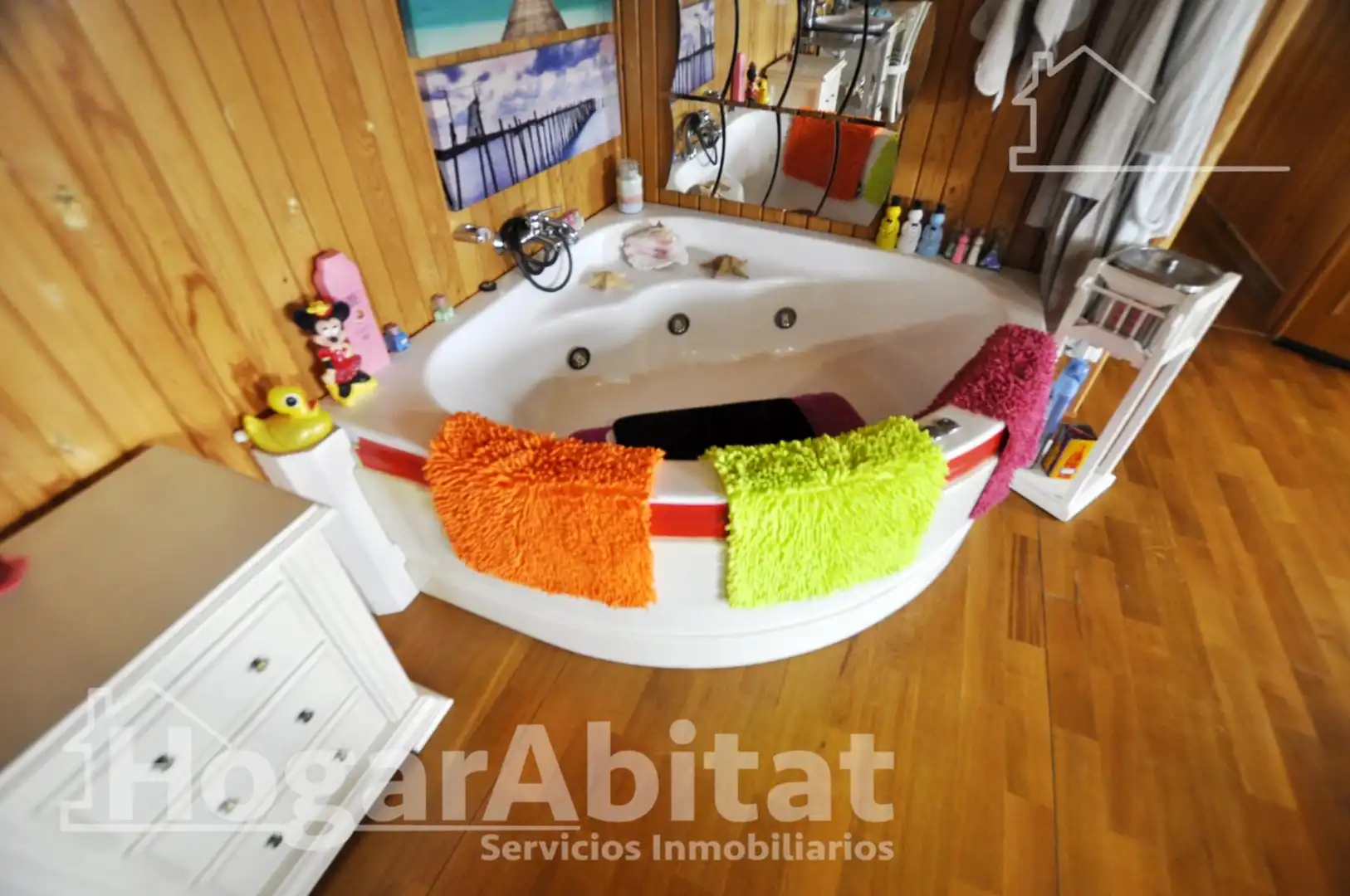 Baño de Casa o chalet en venta en Montserrat con Aire acondicionado, Calefacción y Jardín privado