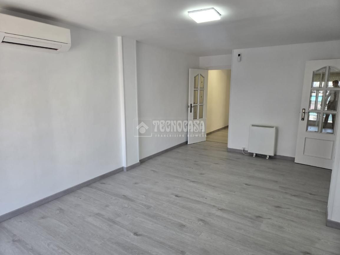 Flat for sale in Alcalá de Henares  with Air Conditioner, Heating and Terrace