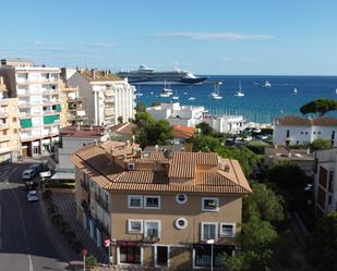 Vista exterior de Àtic en venda en Calonge amb Aire condicionat, Calefacció i Terrassa