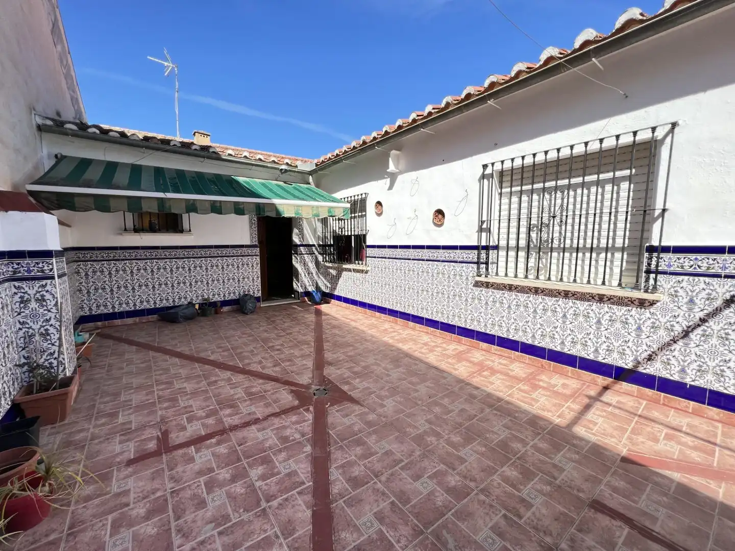 Vista exterior de Casa o chalet en venta en Antequera con Aire acondicionado, Calefacción y Jardín privado