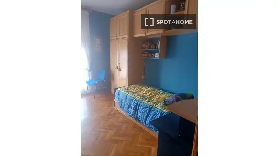 Bedroom of Flat for share in Abrera  with Air Conditioner, Heating and Furnished
