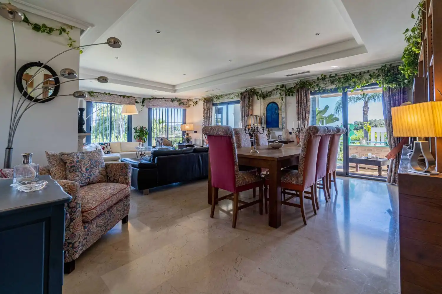 Dining room of Houses for sale in Sotogrande Costa