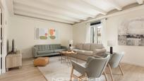 Living room of Flat for sale in  Barcelona Capital  with Air Conditioner, Heating and Balcony