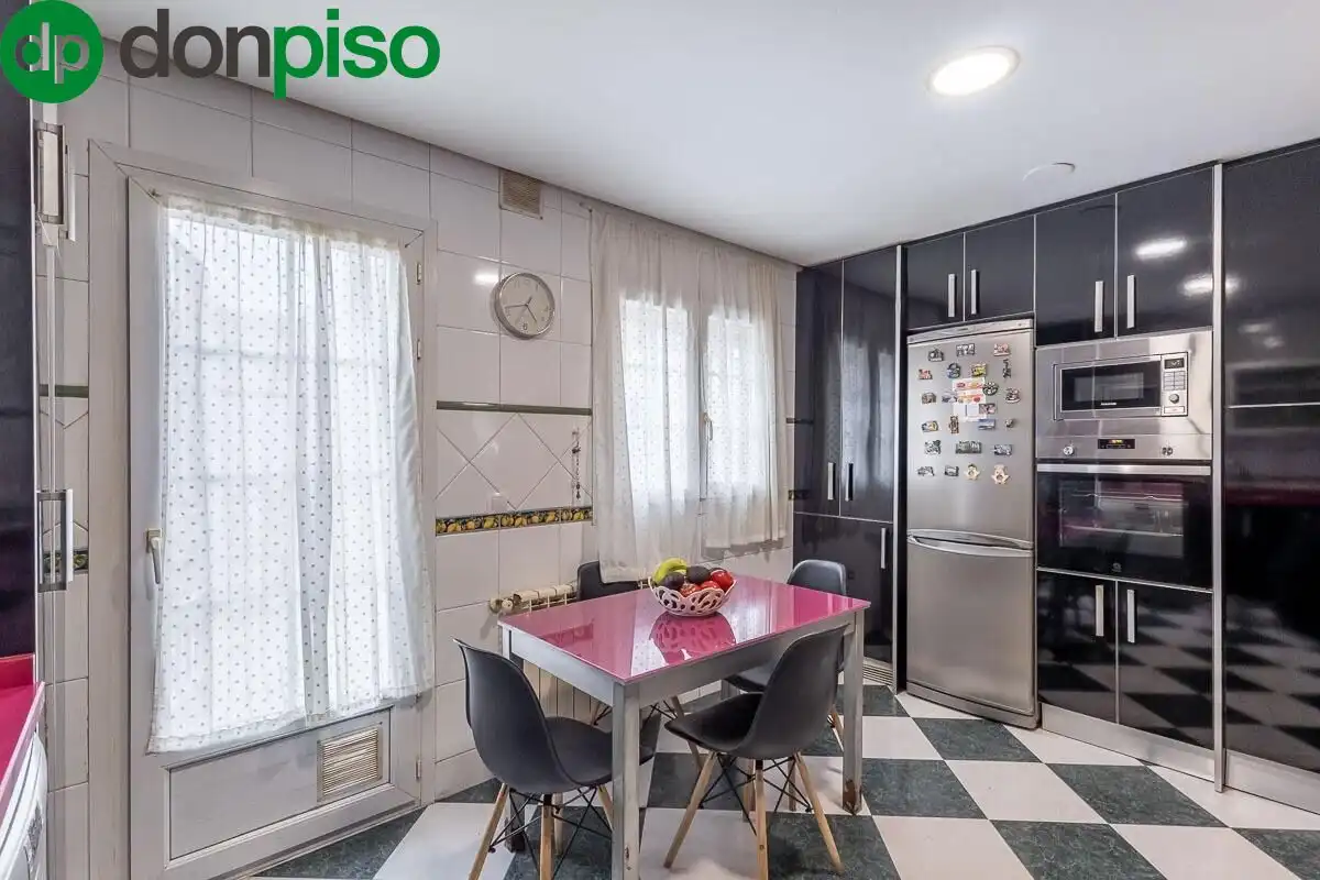 Kitchen of Detached homes for sale in Granada  with Private garden, Terrace and Swimming Pool
