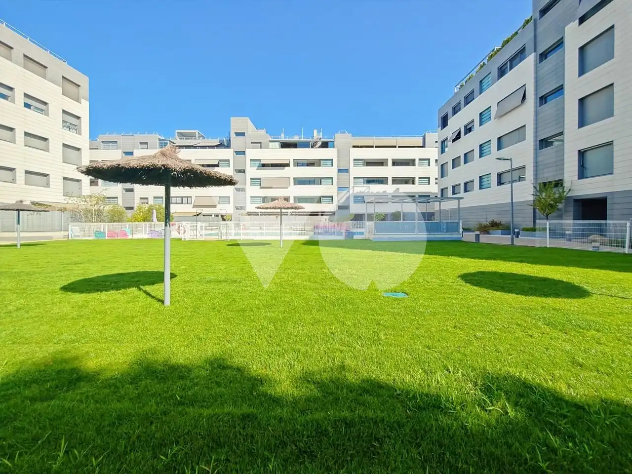 Vista exterior de Dúplex en venta en Madrid con Aire acondicionado, Calefacción y Terraza