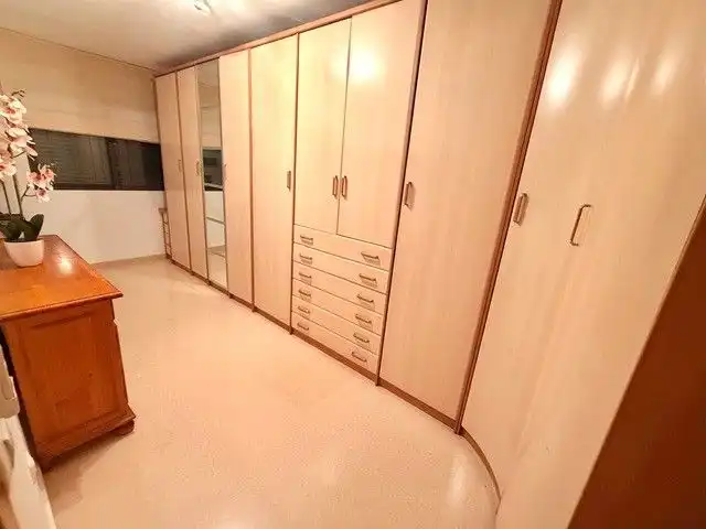 Dormitori de Apartament en venda en Villajoyosa / La Vila Joiosa amb Aire condicionat, Terrassa i Moblat