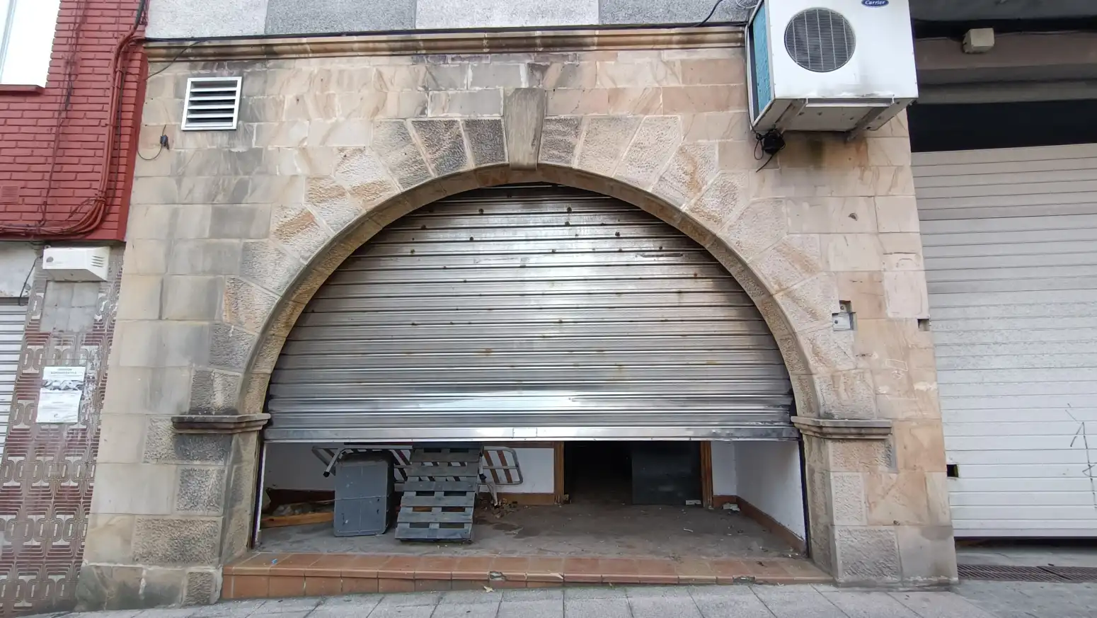Business premises for sale in El Astillero - Calle Sierra Donesteve, imagen 2