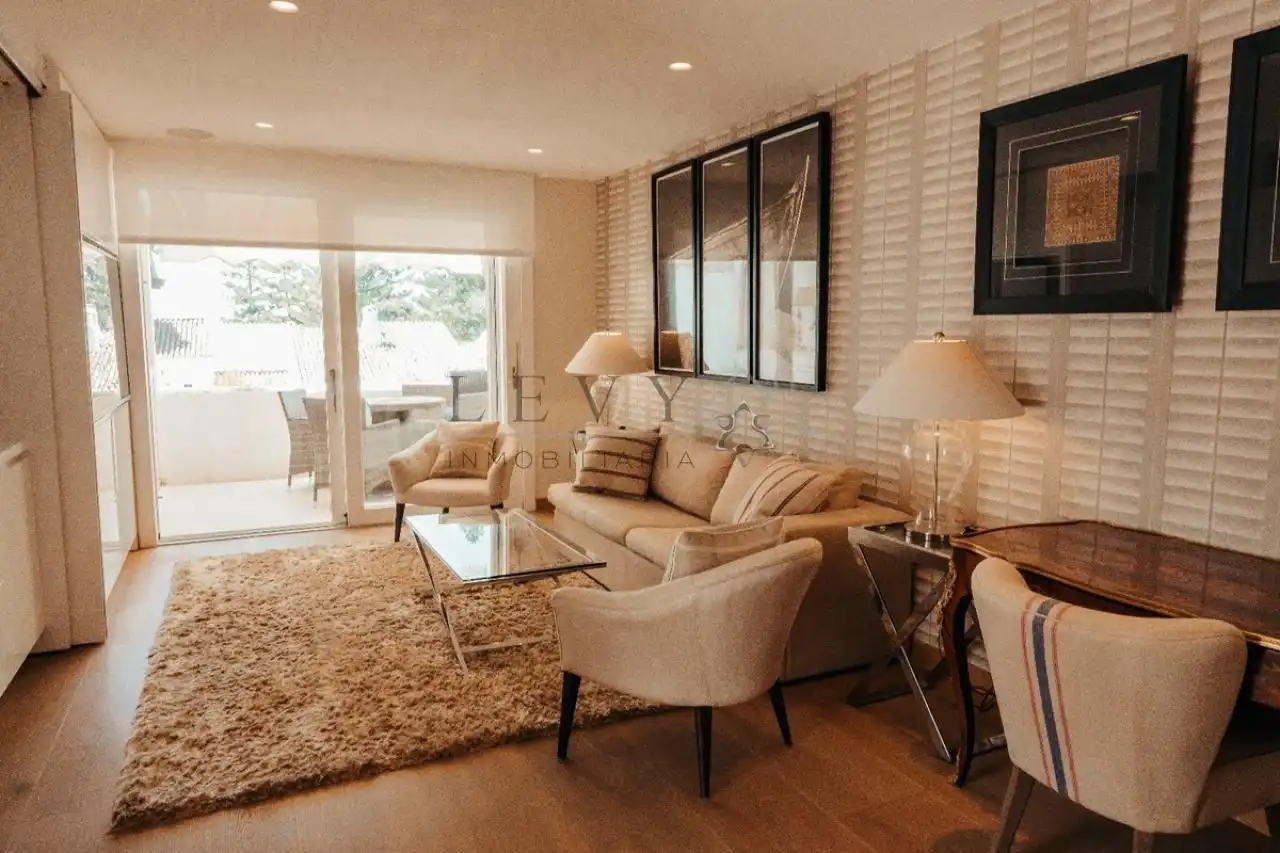 Appartement compact avec piscine à vendre à Milla de Oro