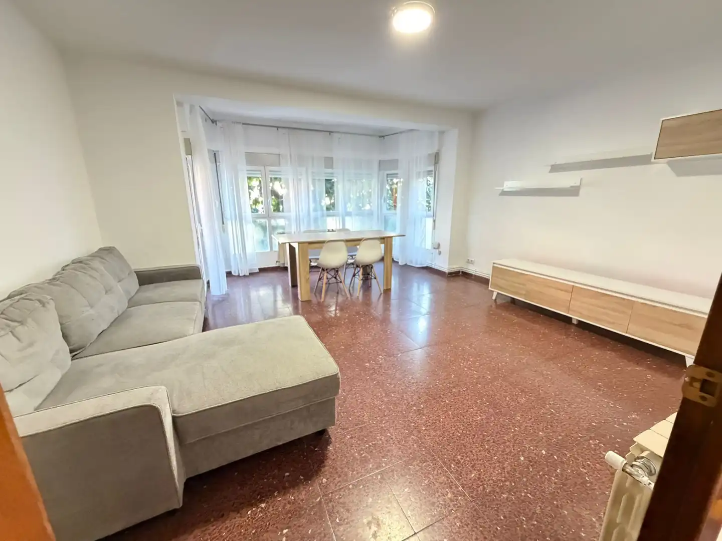 Flat for rent in Gran Passeig de Ronda, Instituts - Universitat