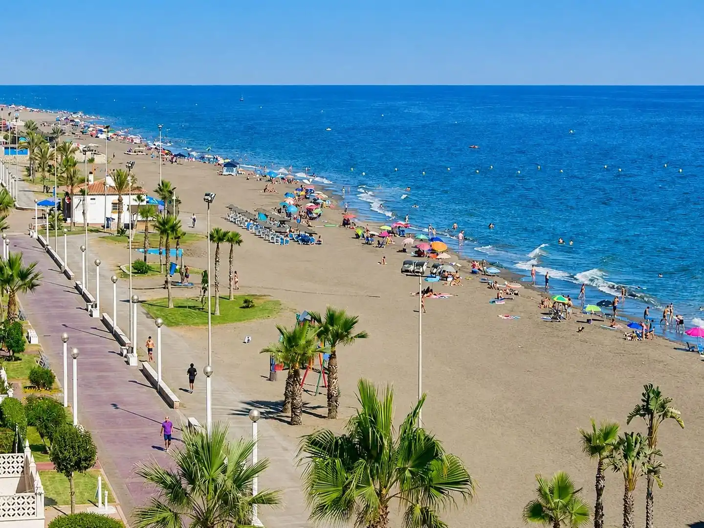 Vista exterior de Piso en venta en Rincón de la Victoria con Terraza y Amueblado