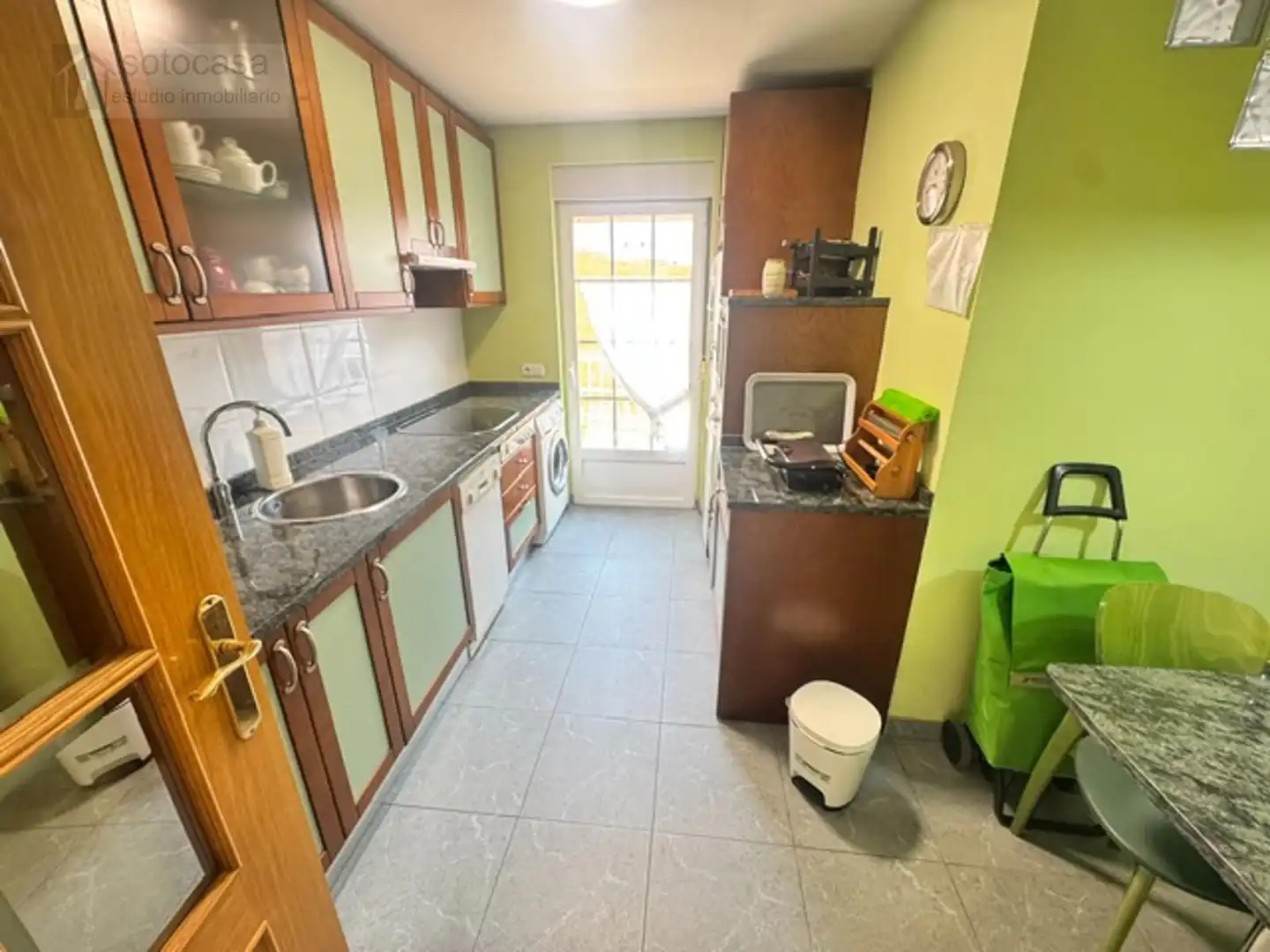Kitchen of Flat for sale in Valladolid  with Heating, Terrace and Furnished