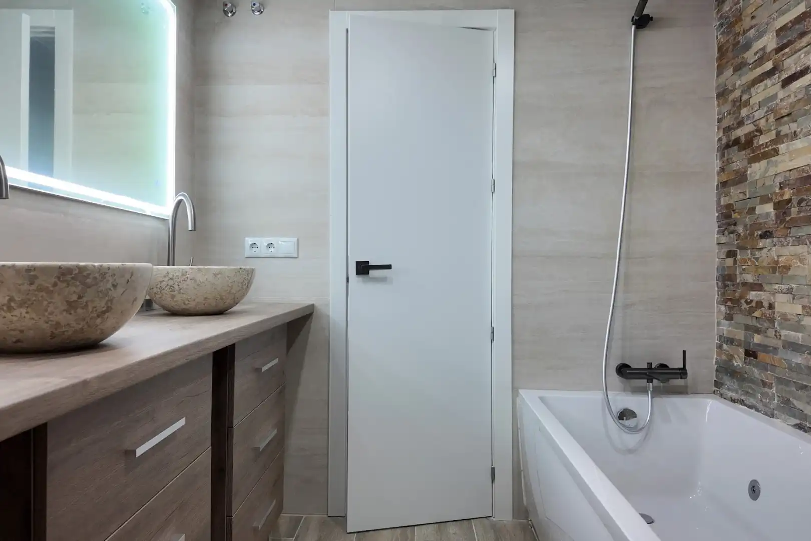 Badezimmer von Maisonette zum Verkauf in Alicante / Alacant mit Klimaanlage und Terrasse