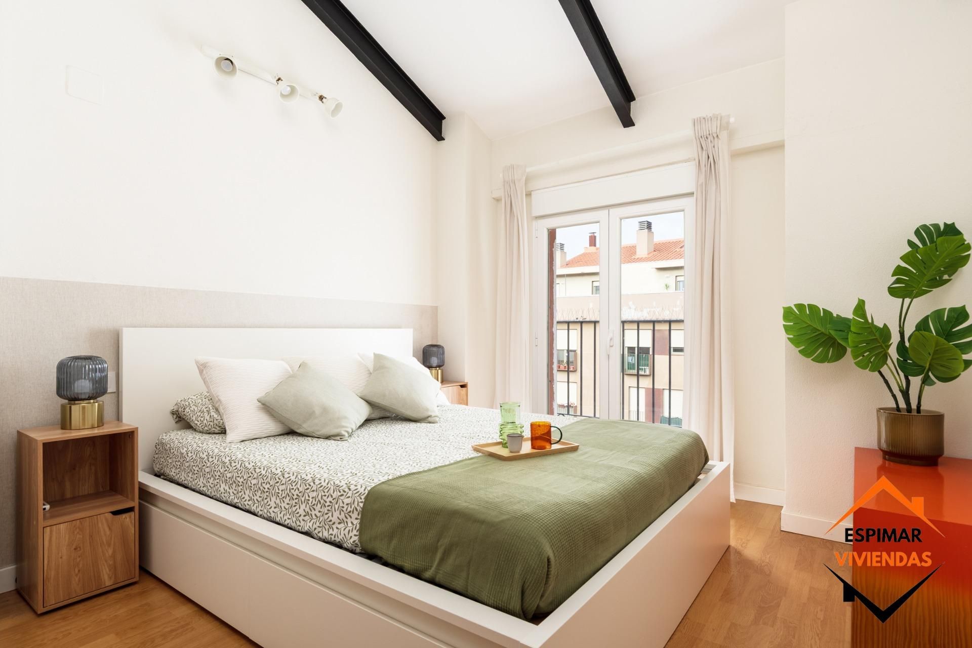 Bedroom of Attic for sale in  Zaragoza Capital  with Air Conditioner, Heating and Terrace