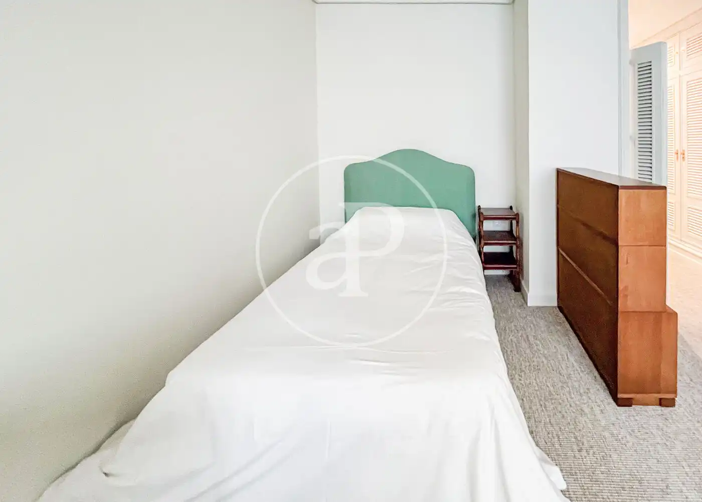 Habitación de Loft de alquiler en Madrid con Aire acondicionado, Calefacción y Amueblado