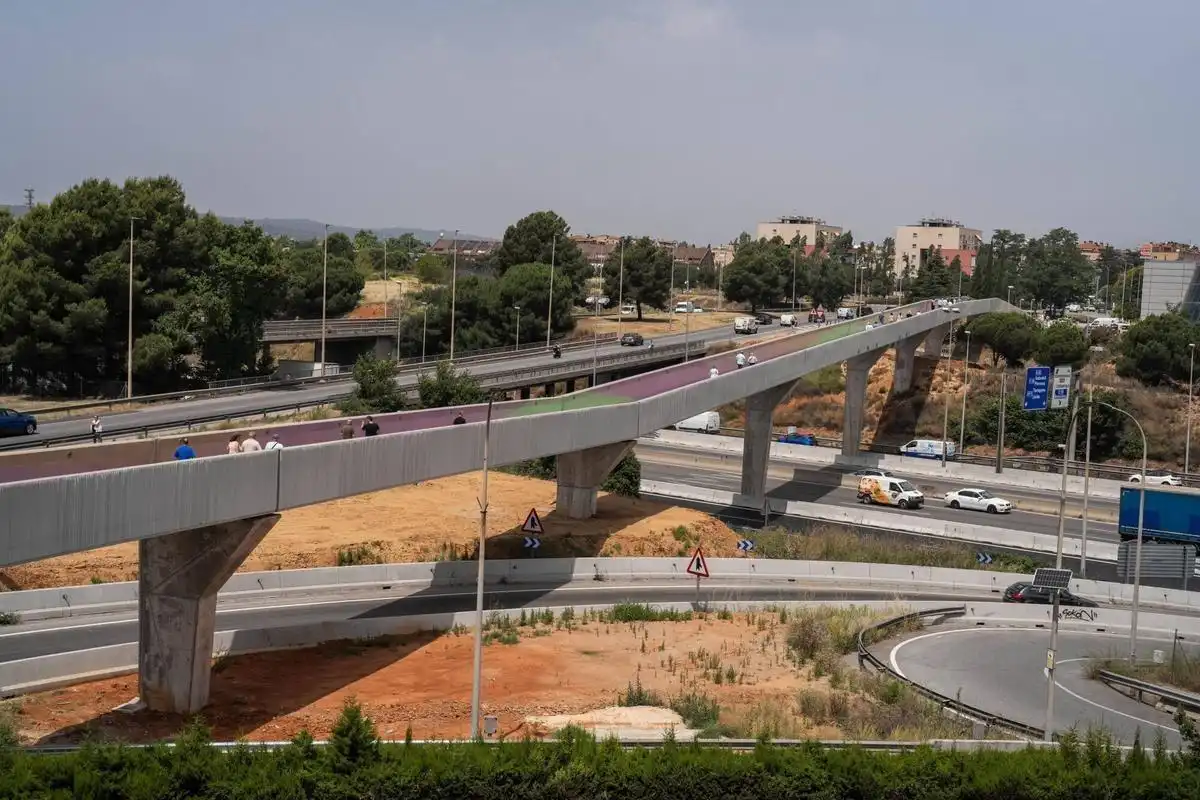 Vista exterior de Pis de lloguer en Barberà del Vallès amb Terrassa