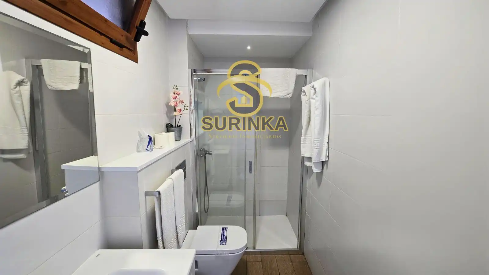 Badezimmer von Dachboden zur Miete in San Bartolomé de Tirajana mit Klimaanlage, Terrasse und Schwimmbad
