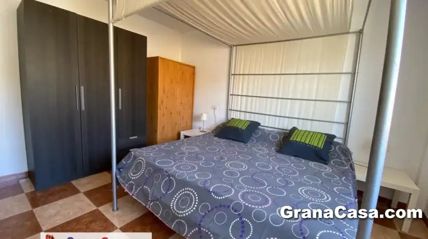 Bedroom of Attic for rent in Granada  with Air Conditioner, Heating and Terrace
