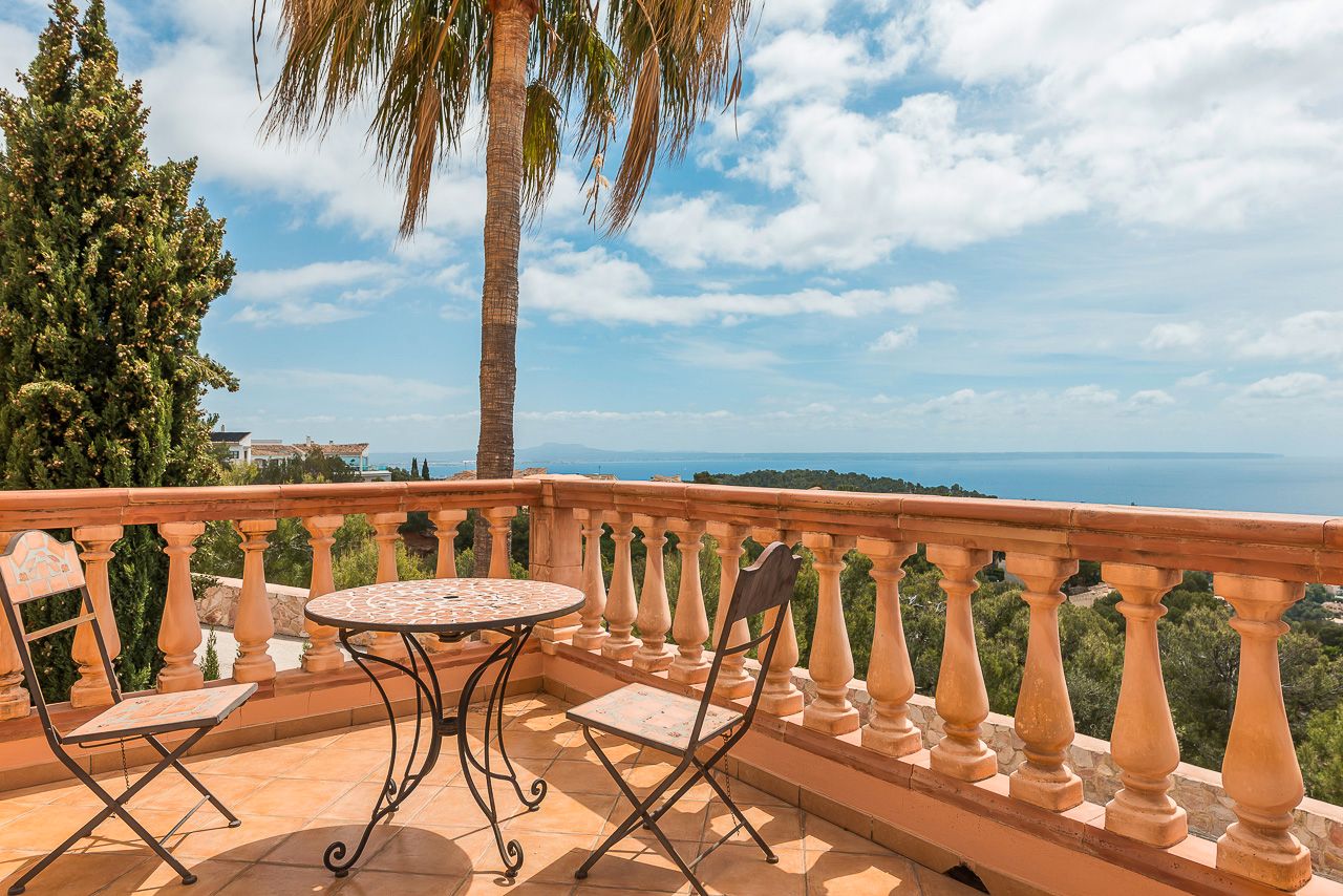 Terrace of House or chalet to rent in Calvià  with Air Conditioner, Swimming Pool and Furnished
