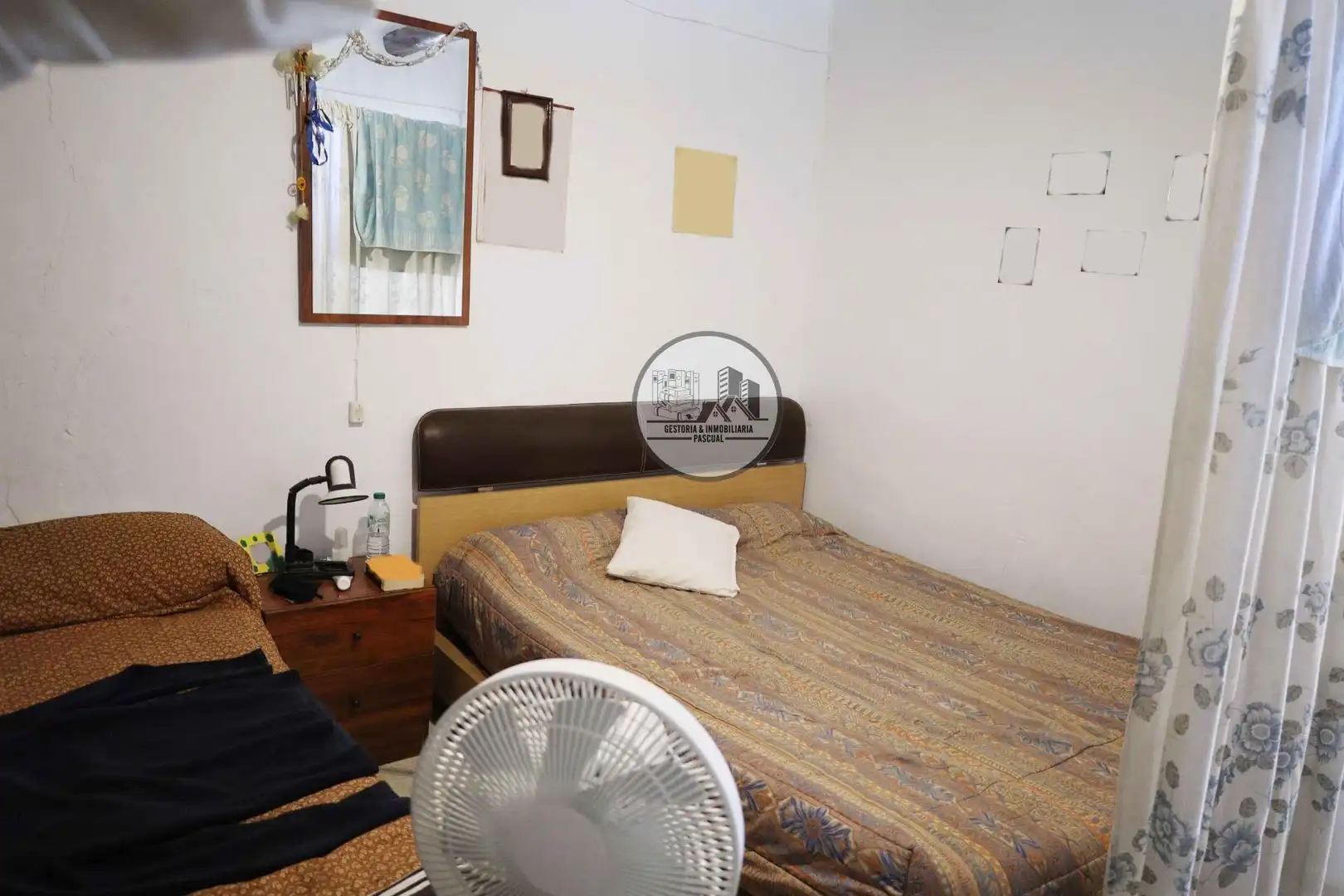 Habitación de Casa o chalet en venta en Samper de Calanda con Terraza, Trastero y Amueblado