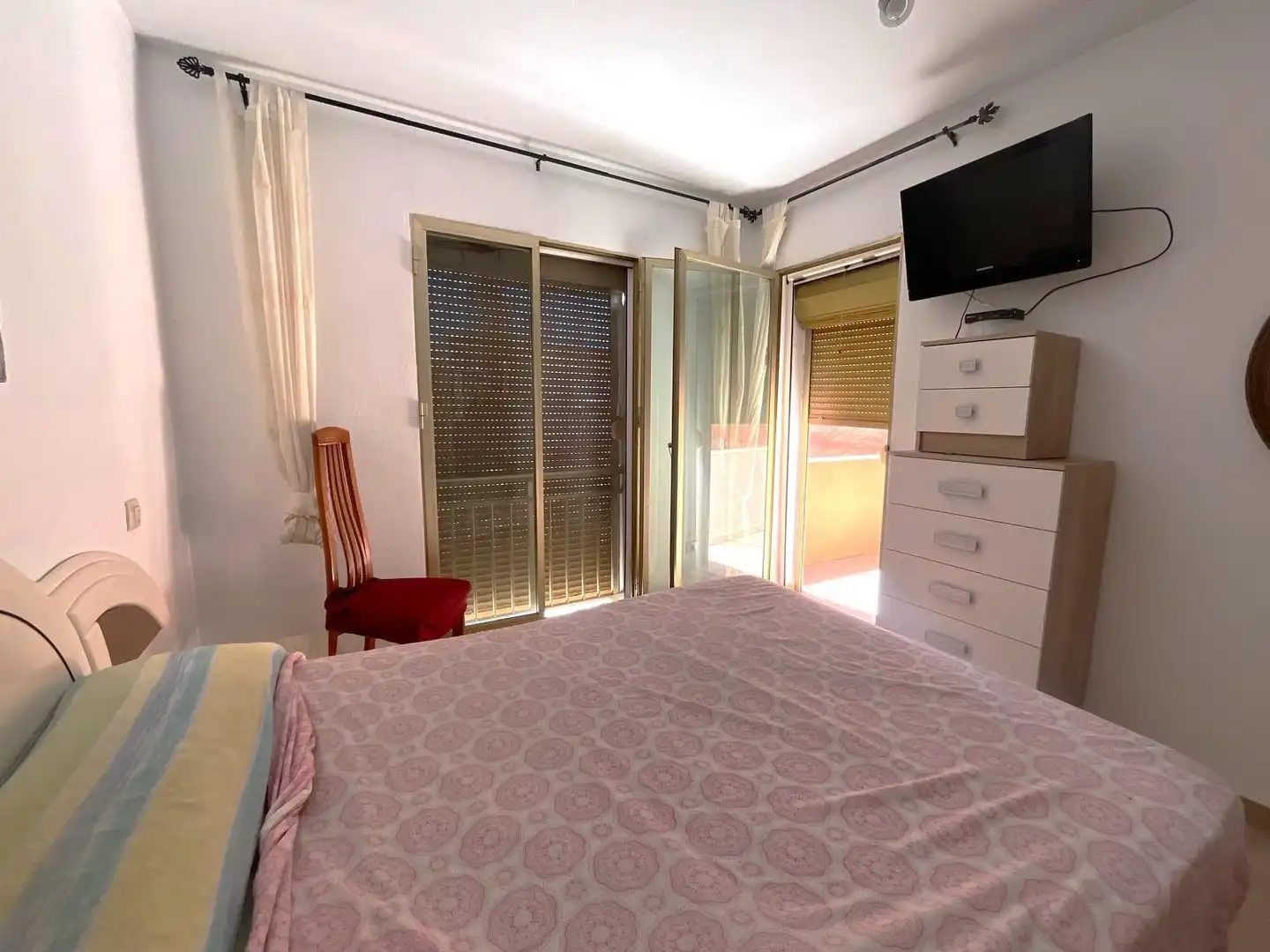 Habitación de Casa adosada en venta en La Nucia con Amueblado y Balcón
