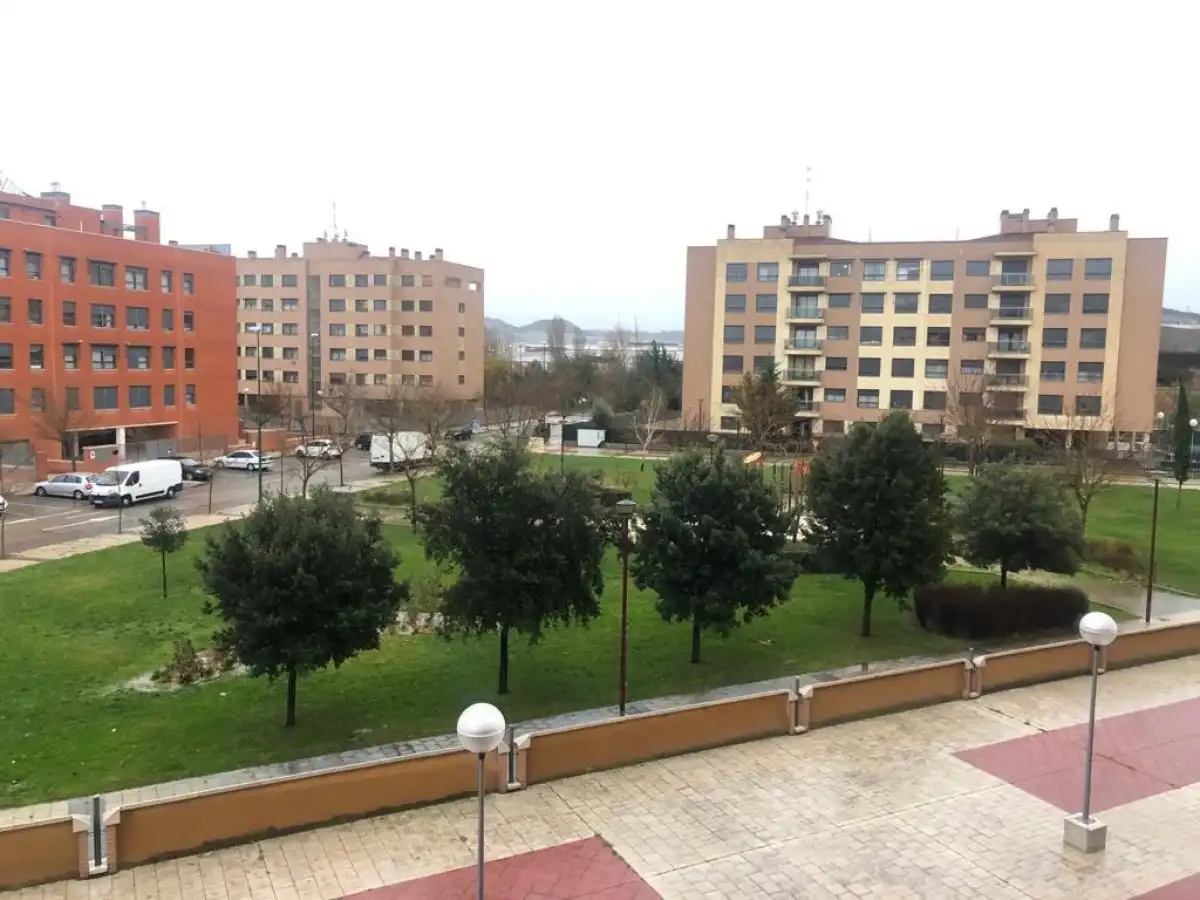 Pis amb ascensor de lloguer a Hospital Nuevo, imagen 21