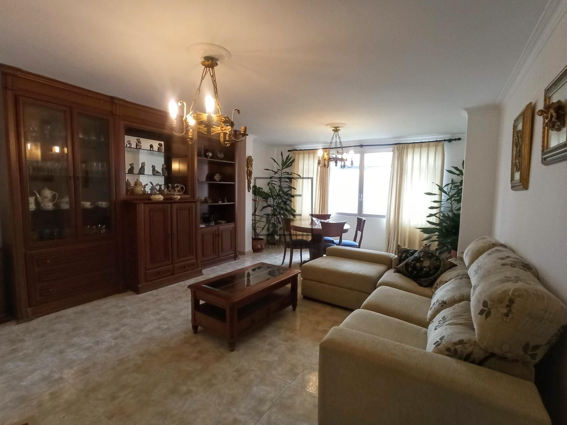 Dúplex de lloguer a Caranza