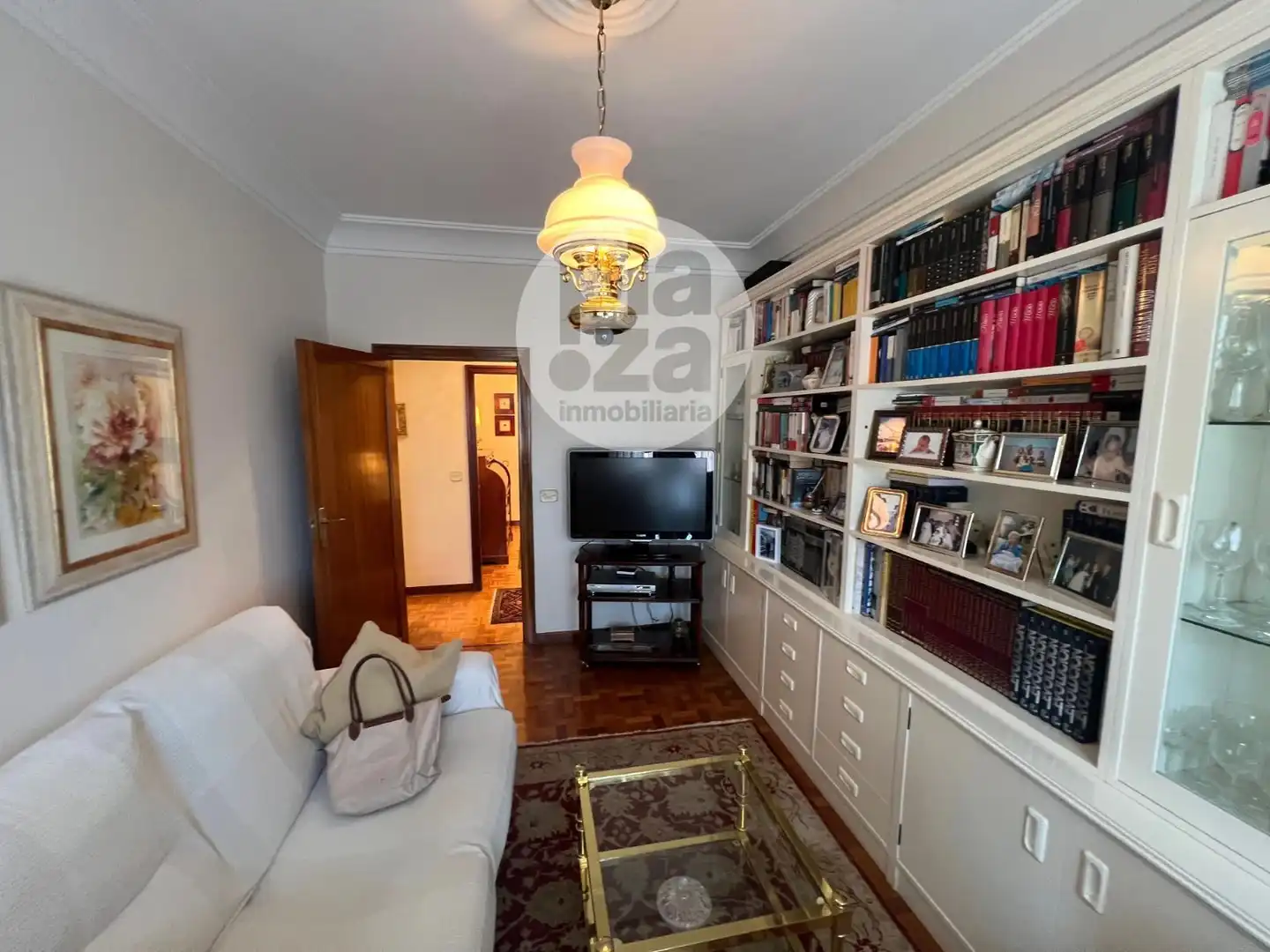 Living room of Flat for sale in Burgos  with Heating, Terrace and Storage room