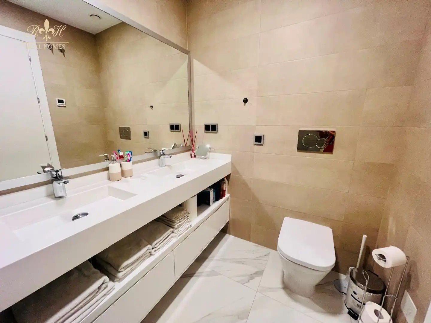 Badezimmer von Wohnung zur Miete in Benidorm mit Heizung, Terrasse und Schwimmbad