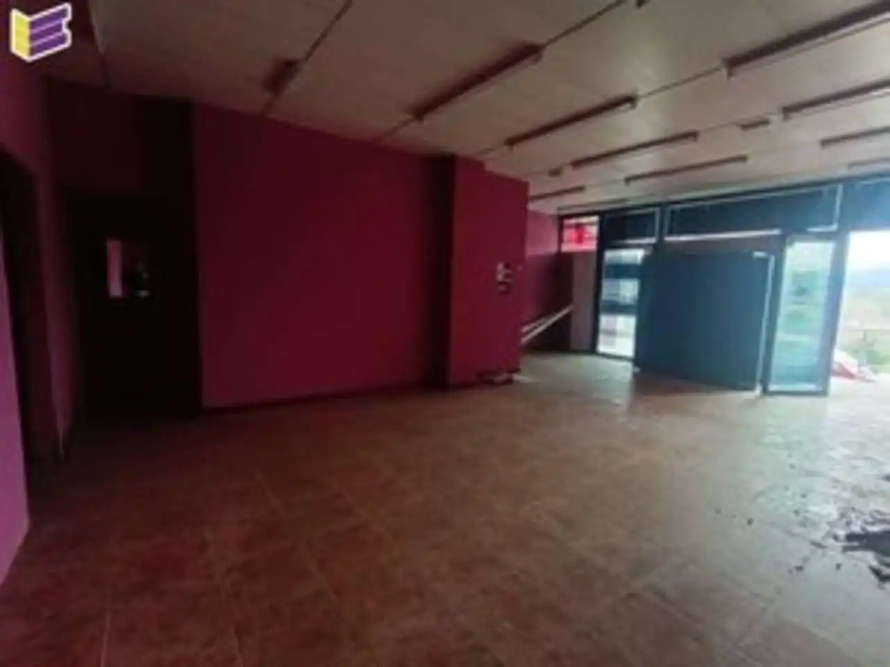 Business premises for sale in Calle Estromil 4, imagen 2