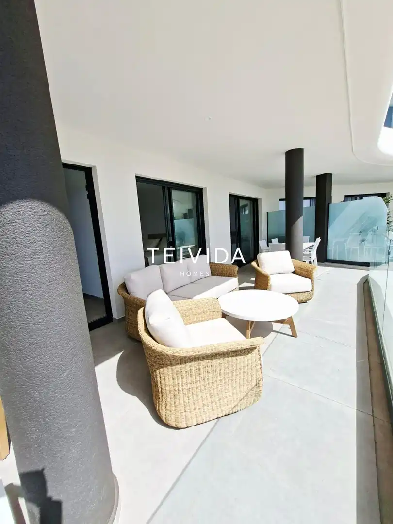 Terraza de Piso de alquiler en Adeje con Terraza, Piscina y Amueblado