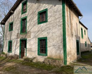 Vista exterior de Finca rústica en venda en Villaescusa (Cantabria)