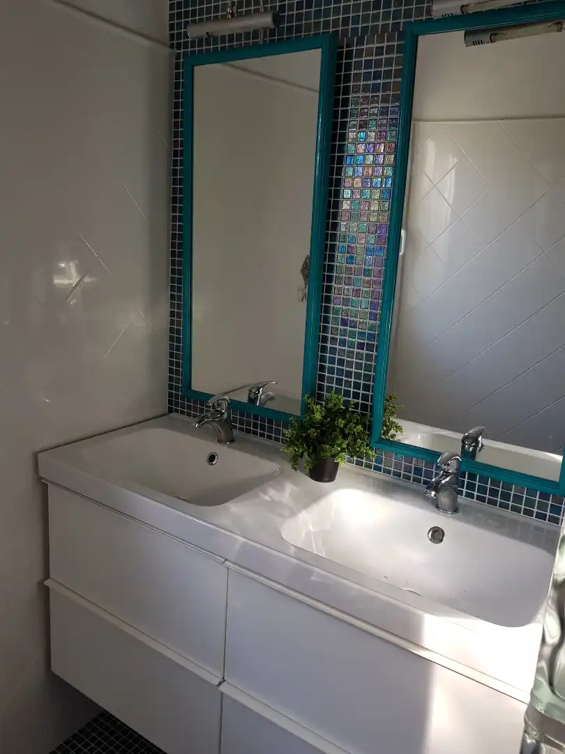 Baño de Finca rústica en venta en Santa Oliva con Calefacción, Jardín privado y Piscina