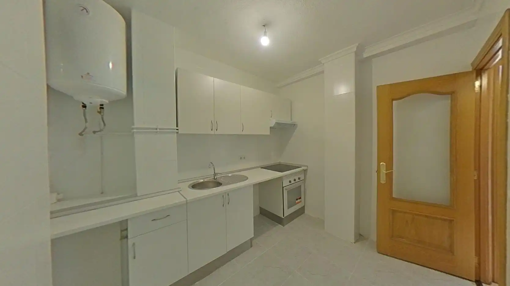 Flat for sale in C/ Sierra de Gredos , Zona Centro Joven