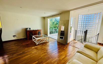 Living room of Single-family semi-detached for sale in Málaga Capital  with Air Conditioner, Private garden and Terrace