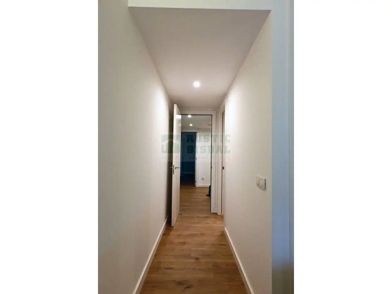 Apartments for rent in Gualta  with Air Conditioner, Heating and Parquet flooring