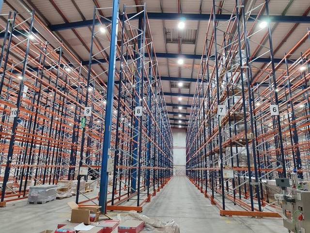 Nave industrial en Alquiler en La Estación