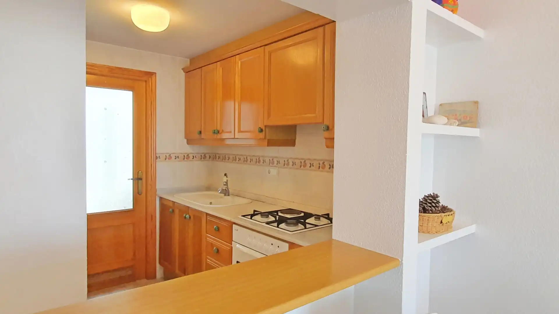 Cocina de Apartamento de alquiler en Xeraco con Terraza, Amueblado y Horno