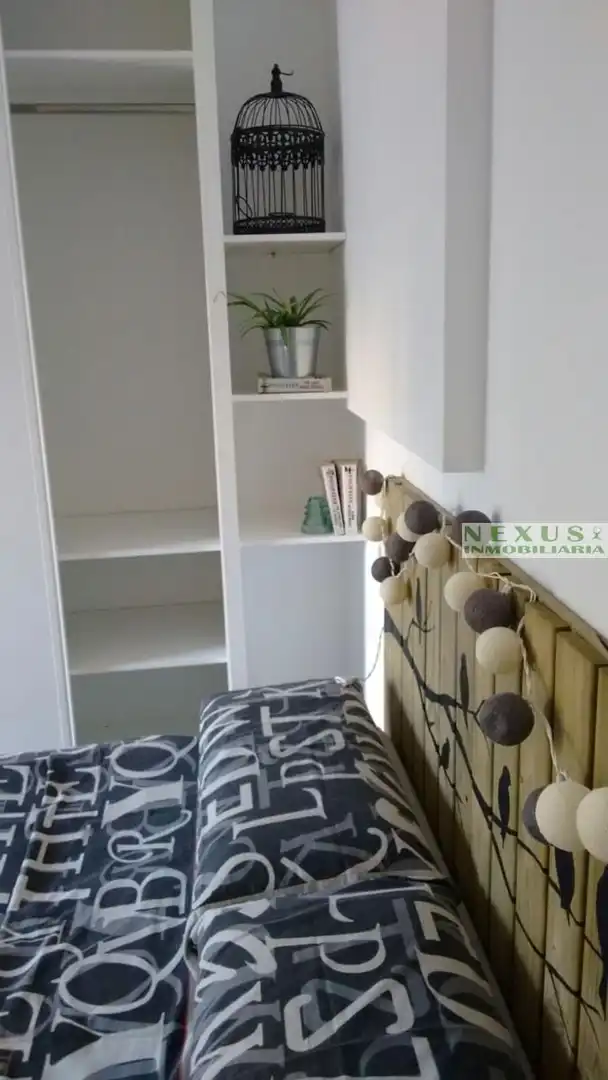 Einfamilien-Reihenhaus zur Miete in Casco Antiguo