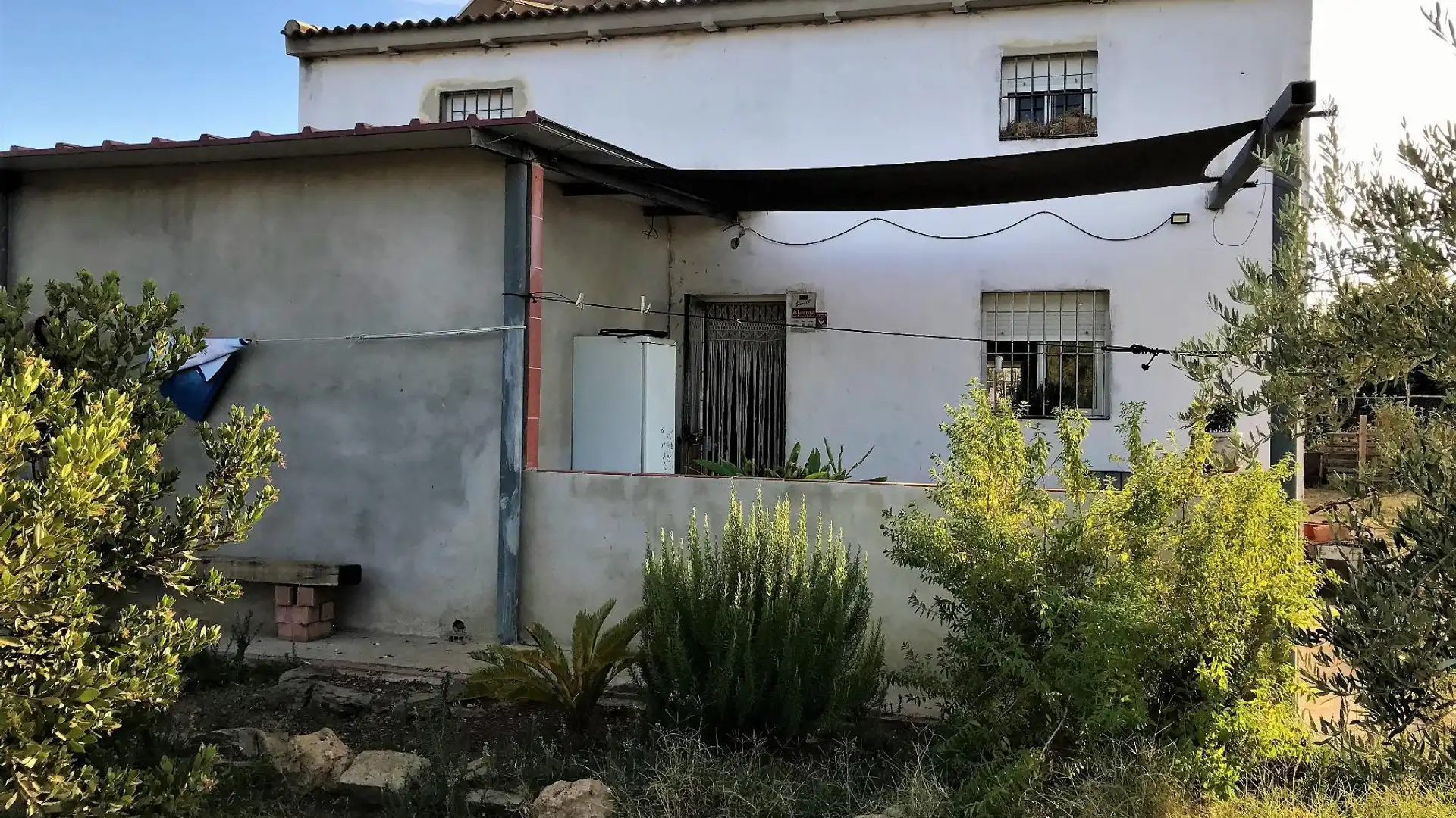 Exterior view of Country homes for sale in Rociana del Condado