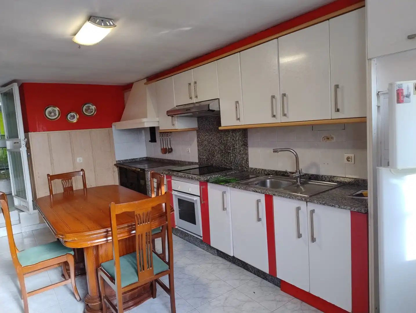 Einfamilien-Reihenhaus zum Verkauf in Travesía de Balcaide, 40