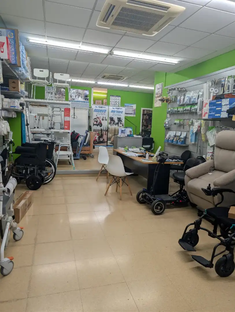 Local comercial en venda a Carrer d'Esteve Albert 47, imagen 4