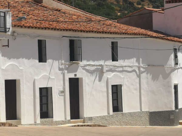 Single-family semi-detached for sale in CL VALTELINA, Esparragosa de Lares